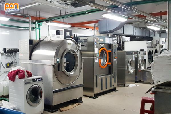 Máy giặt công nghiệp cho khách sạn và sự lựa chọn hiệu quả