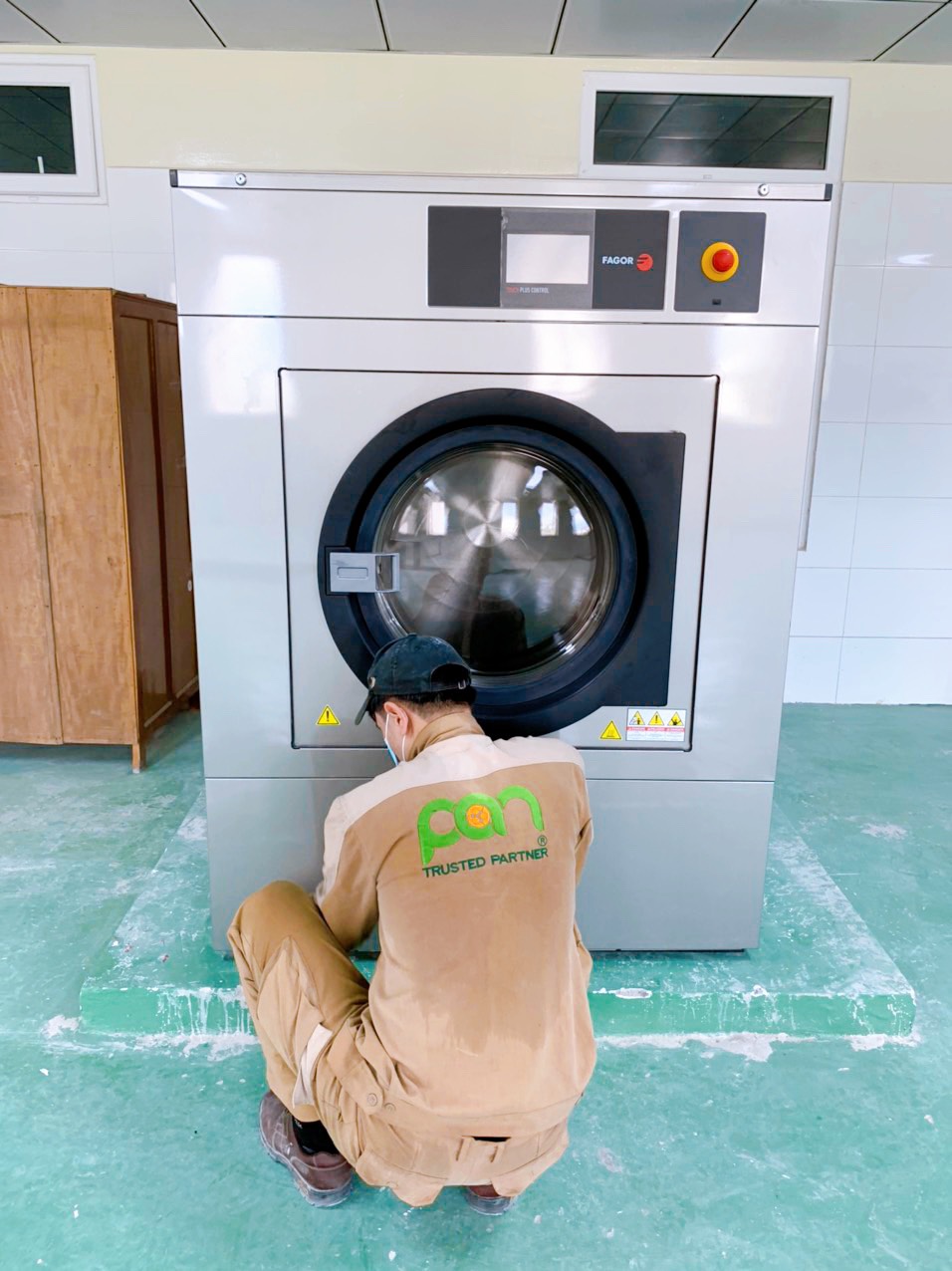 Làm thế nào để vận hành hiệu quả nhà giặt công nghiệp